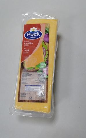 Puck Natural Cheddar Cheese Appx 2.5 kg Block - MarkeetEx